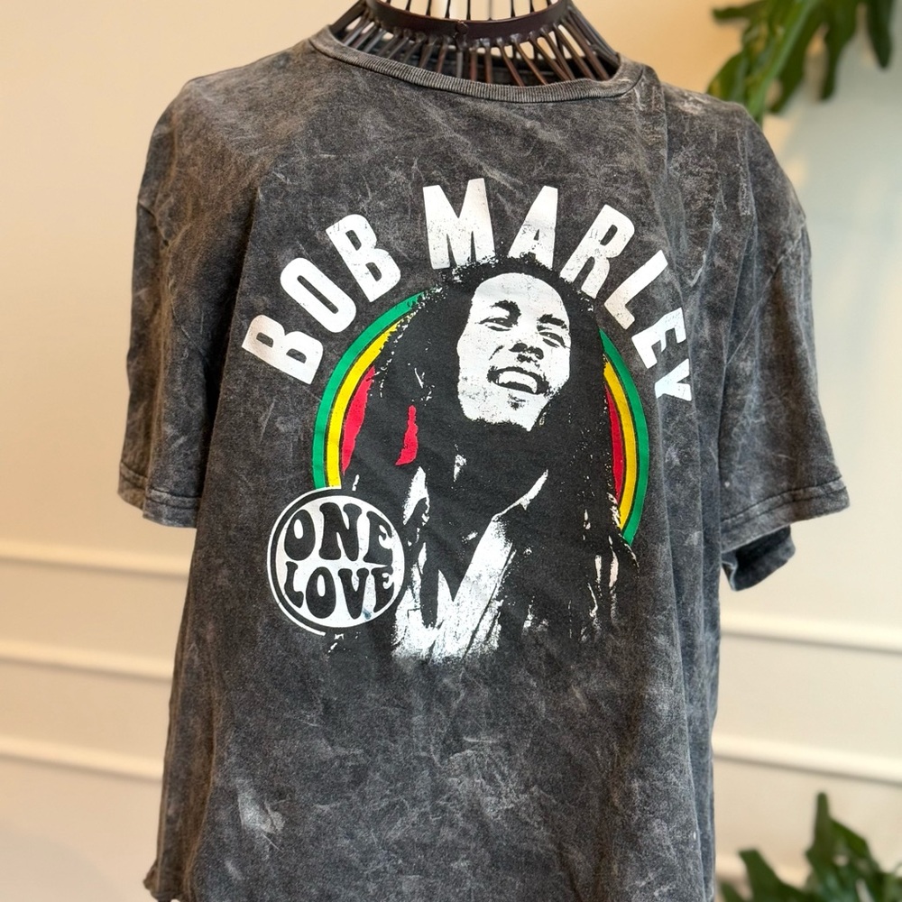 Zion Rootswear Distressed Tee - Bob Marley One Love
